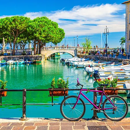 Ampia Dimora A Con Parcheggio E Giardino Apartment